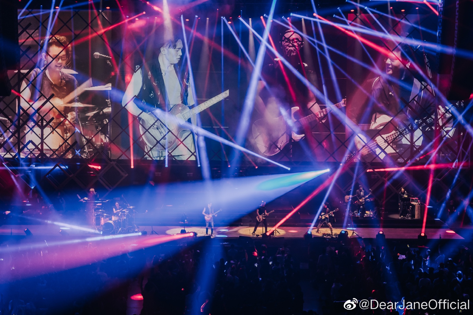 1769241822358094872.jpg 1769241822358094872.jpg